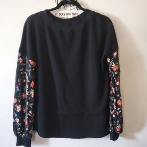 Black Boho Floral Top Medium Oversized Long Sleeve